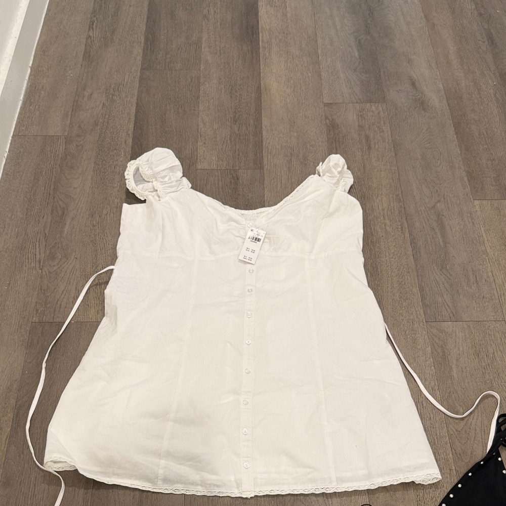 Hollister Women’s White Button-Front cap sleeve Dress